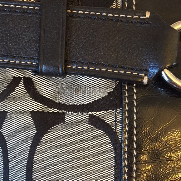 Coach Signature Jacquard and leather purse - Picture 6 of 8